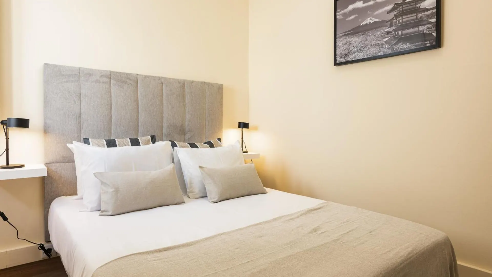 City Rooms Guest House By Hd District de District de Faro