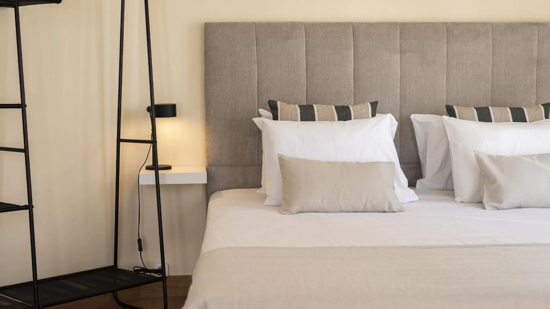 City Rooms Guest House By Hd District de District de Faro 0*,  Portugal
