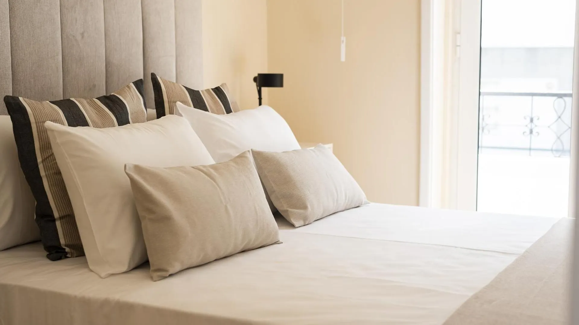 City Rooms Guest House By Hd District de District de Faro