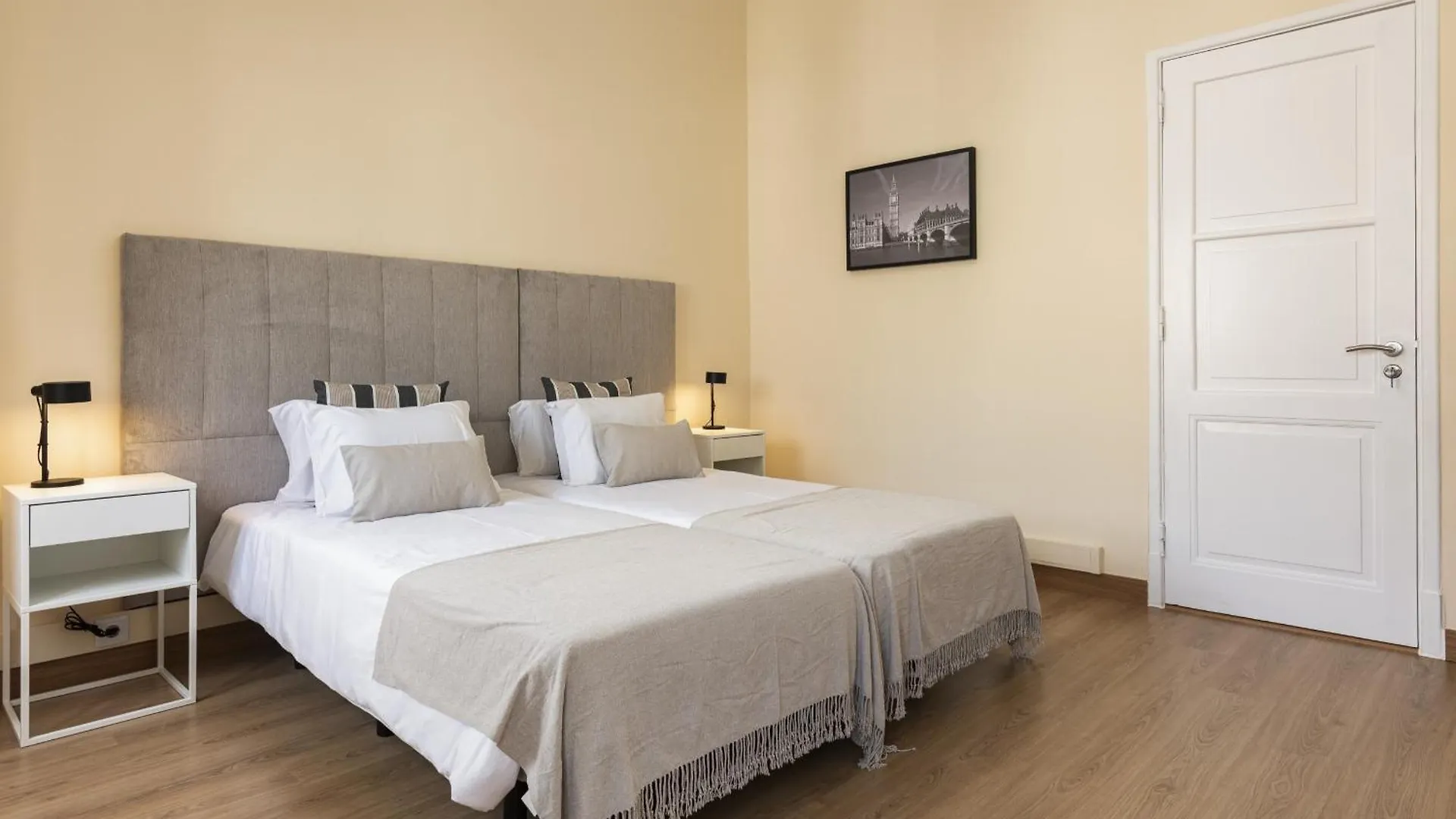 City Rooms Guest House By Hd District de District de Faro