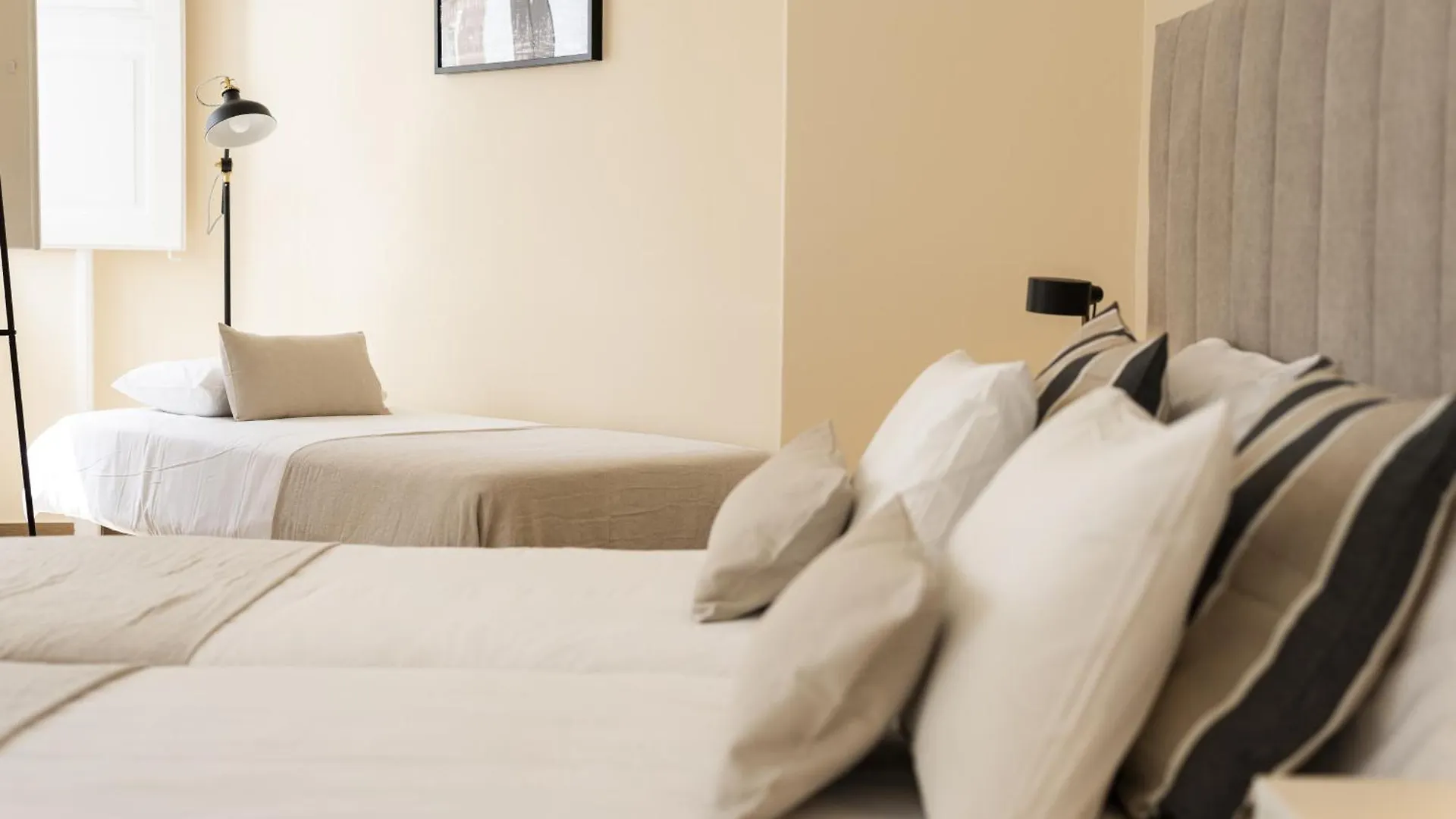 City Rooms Guest House By Hd District de District de Faro